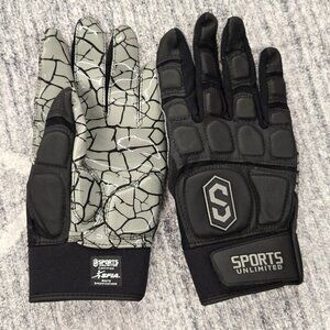 Sports Unlimited Max Clash Adult Lineman Football Gloves Padded Grip Size M Blac